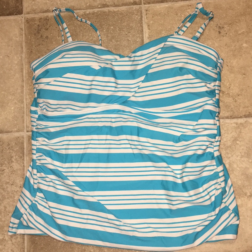 Tankini bathing suit top!!